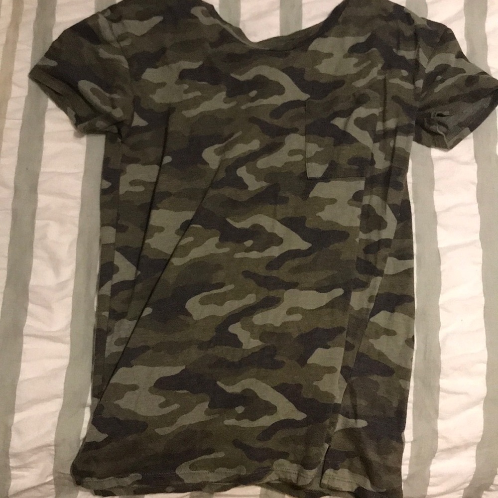 One pocket camp t-shirt